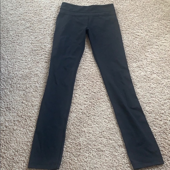 Lululemon - Picture 2 of 4